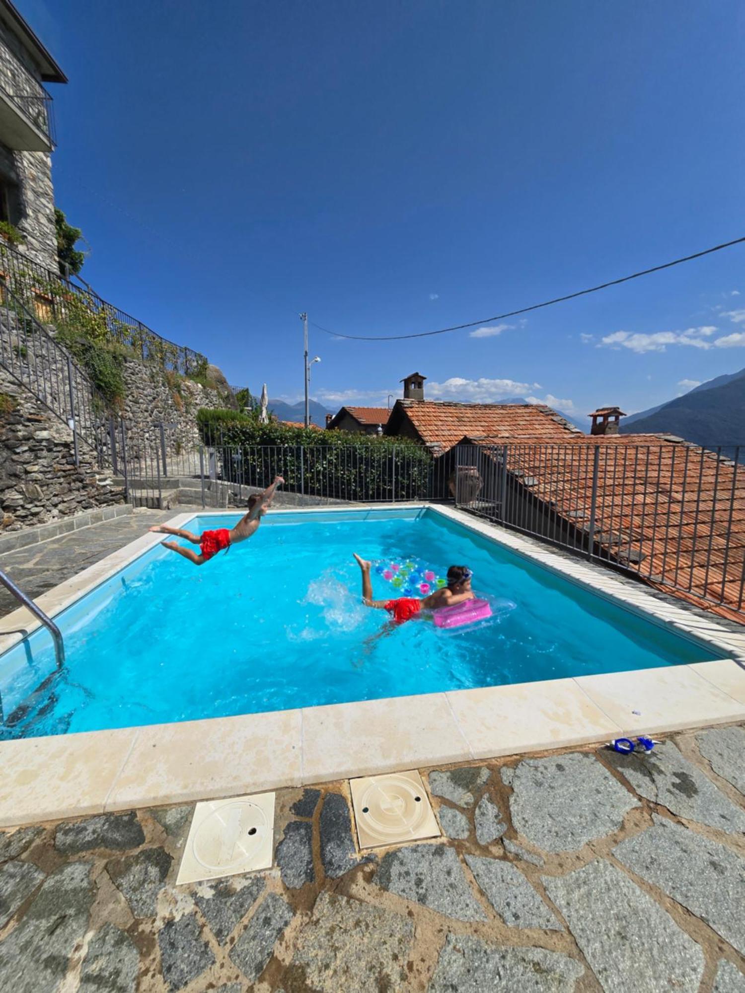 Amazing View With Pool And 2 Terraces, Modern Urio, By Stayhere-lakecomo Carlazzo