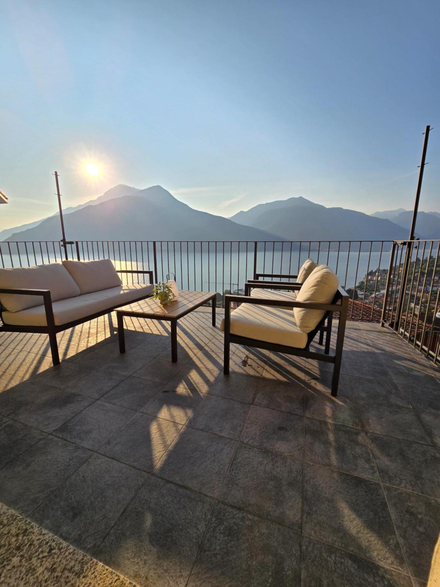 Apartment Amazing View With Pool And 2 Terraces, Modern Urio, By Stayhere-lakecomo *
